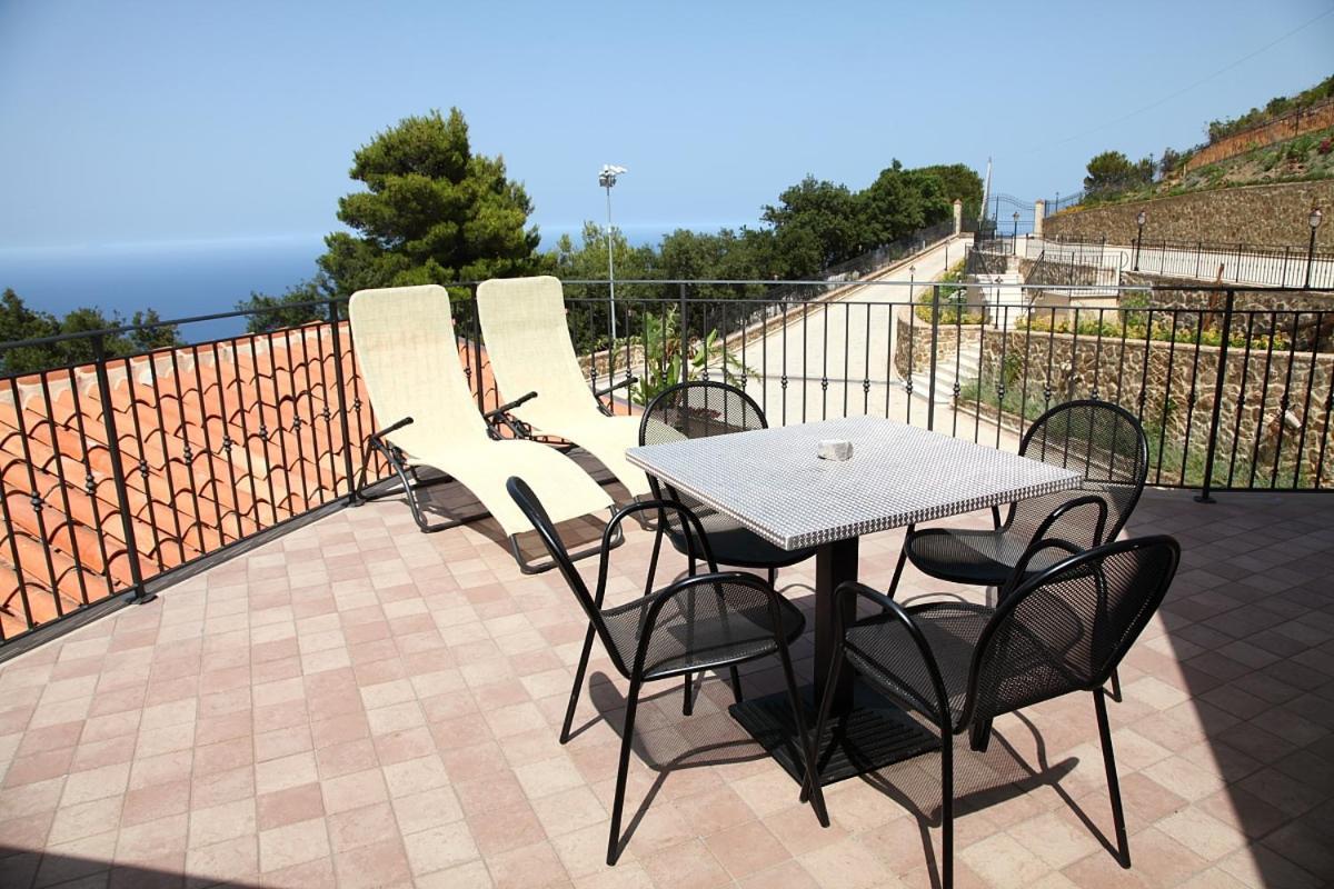 Sikelios Apartments Cefalù Eksteriør billede