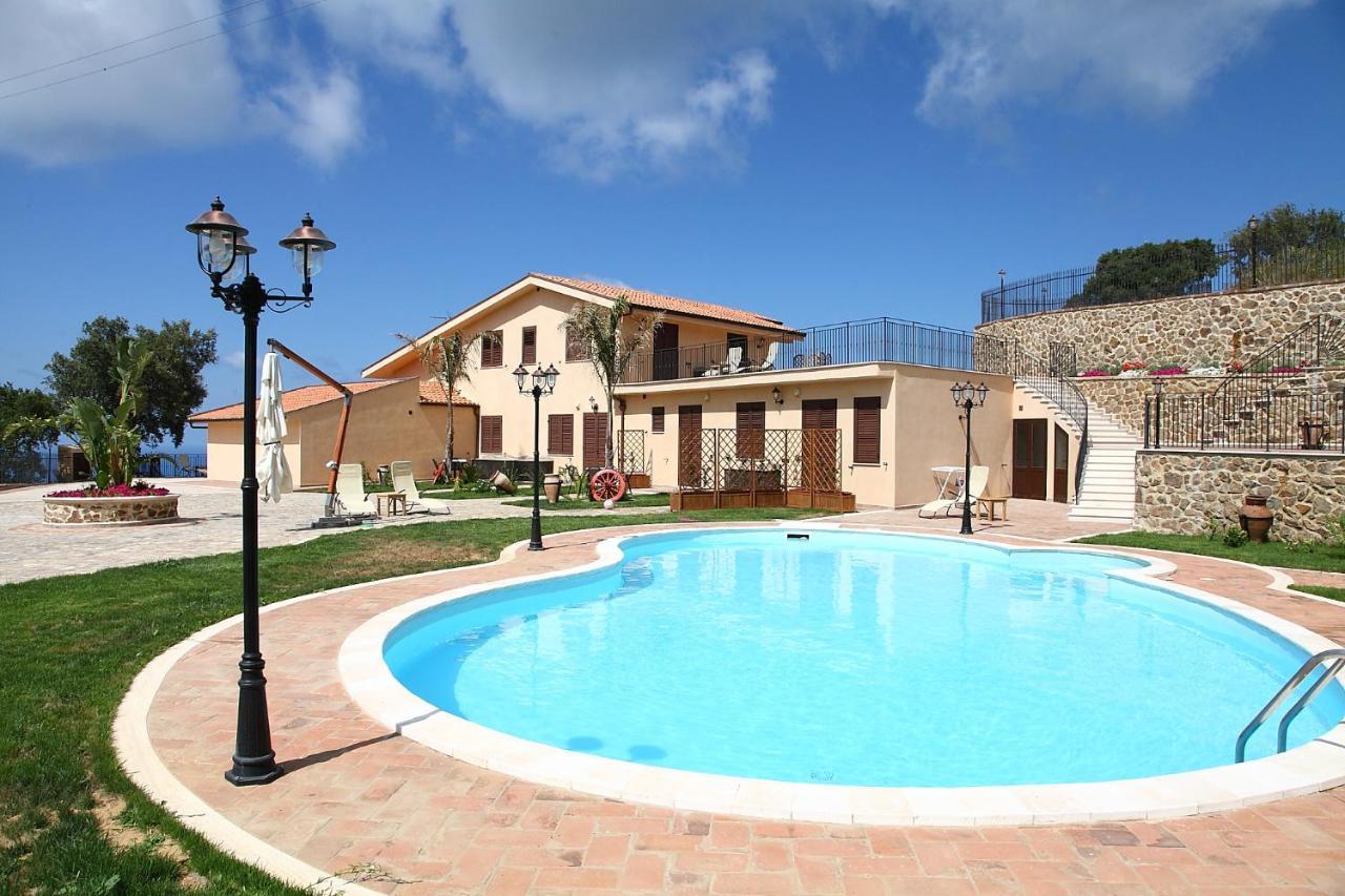 Sikelios Apartments Cefalù Eksteriør billede