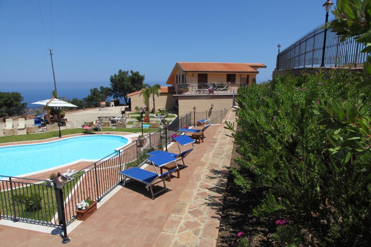 Sikelios Apartments Cefalù Eksteriør billede