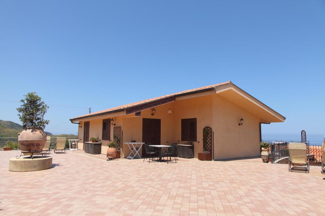 Sikelios Apartments Cefalù Eksteriør billede